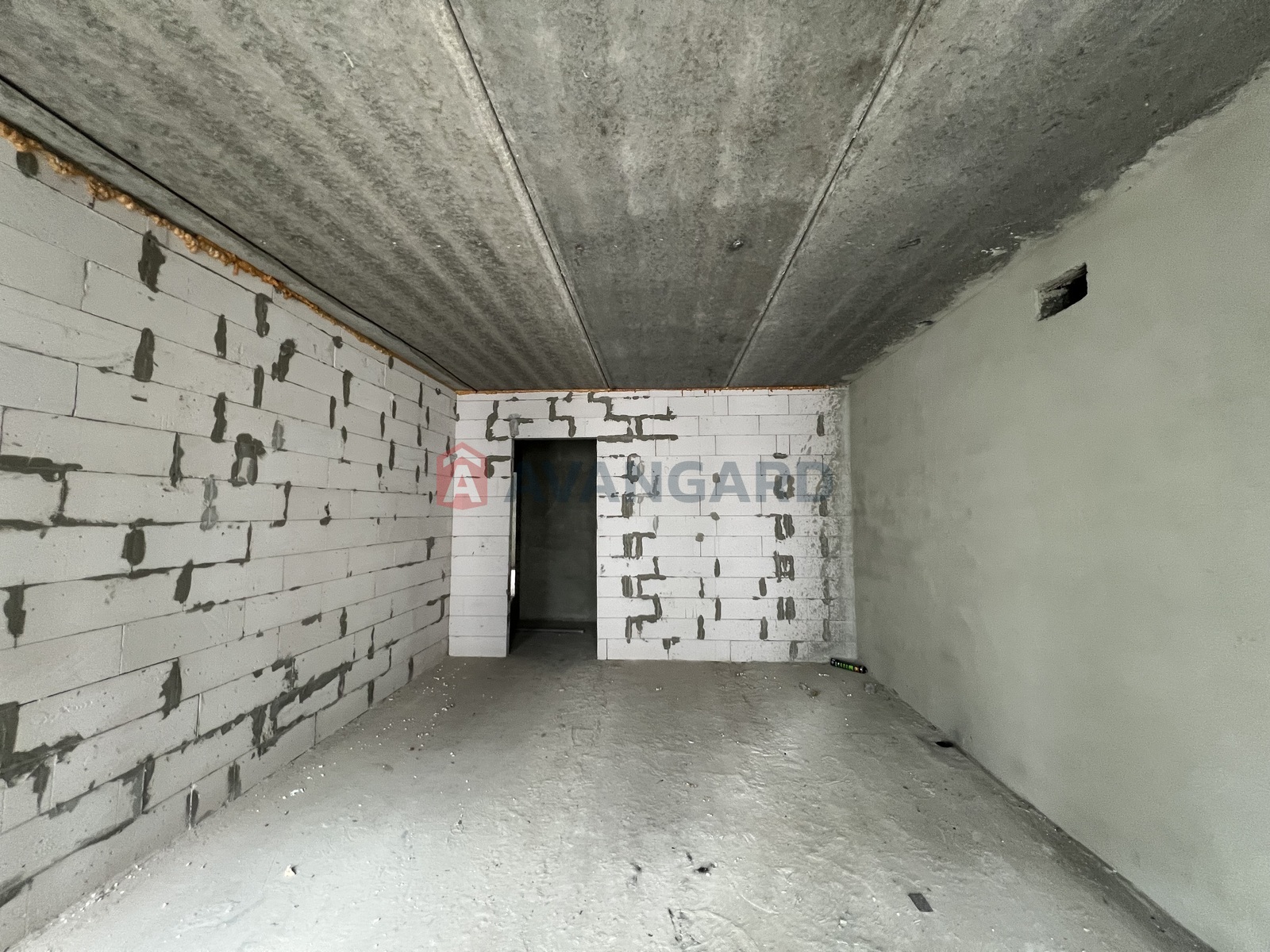 3 ��. ��������, 91.4/45/25 ��. �., 6/10 ������ ���� 12