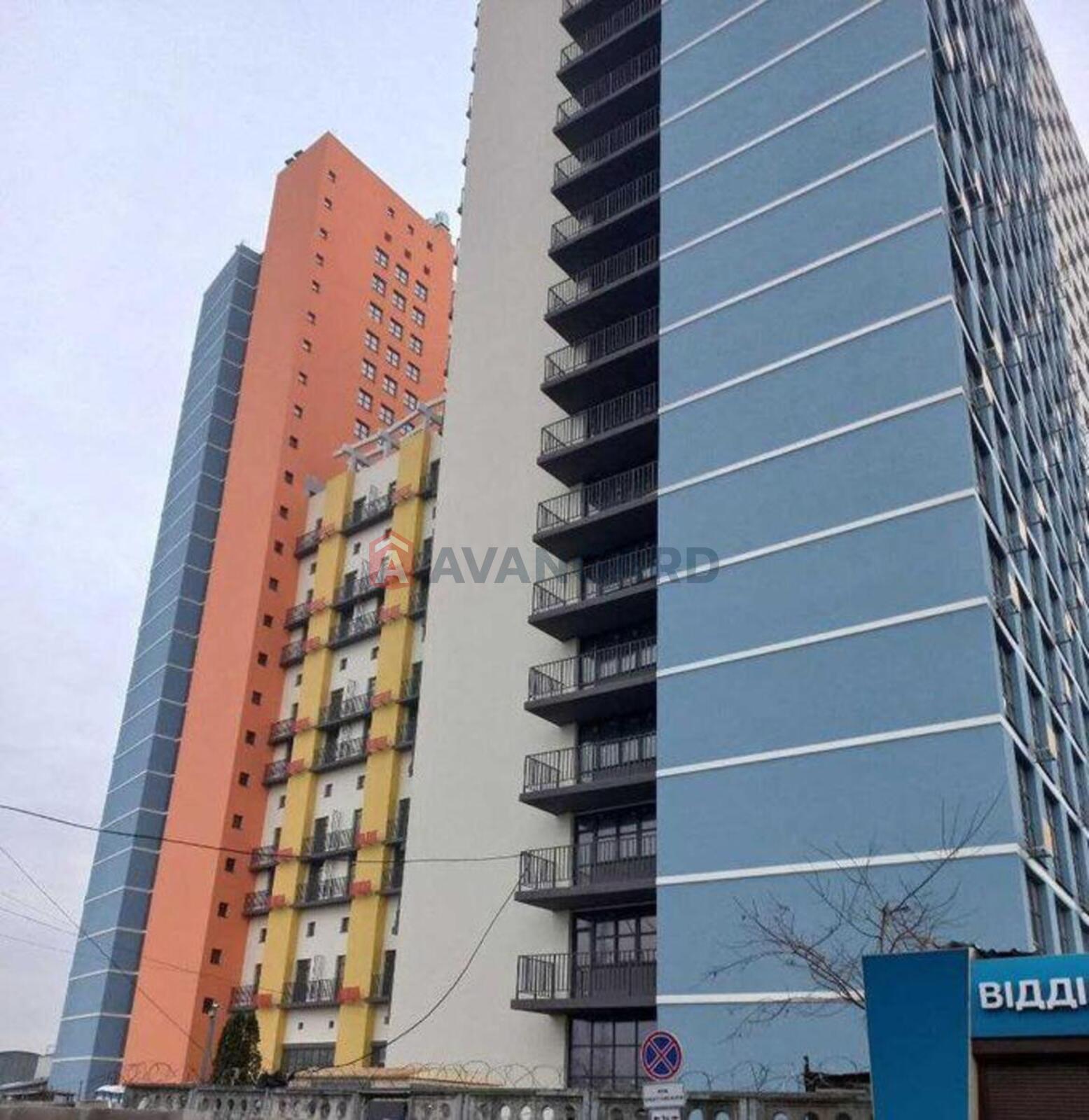 1 ��. ��������, 42/-/18 ��. �., 13/14 ������ ���� 4