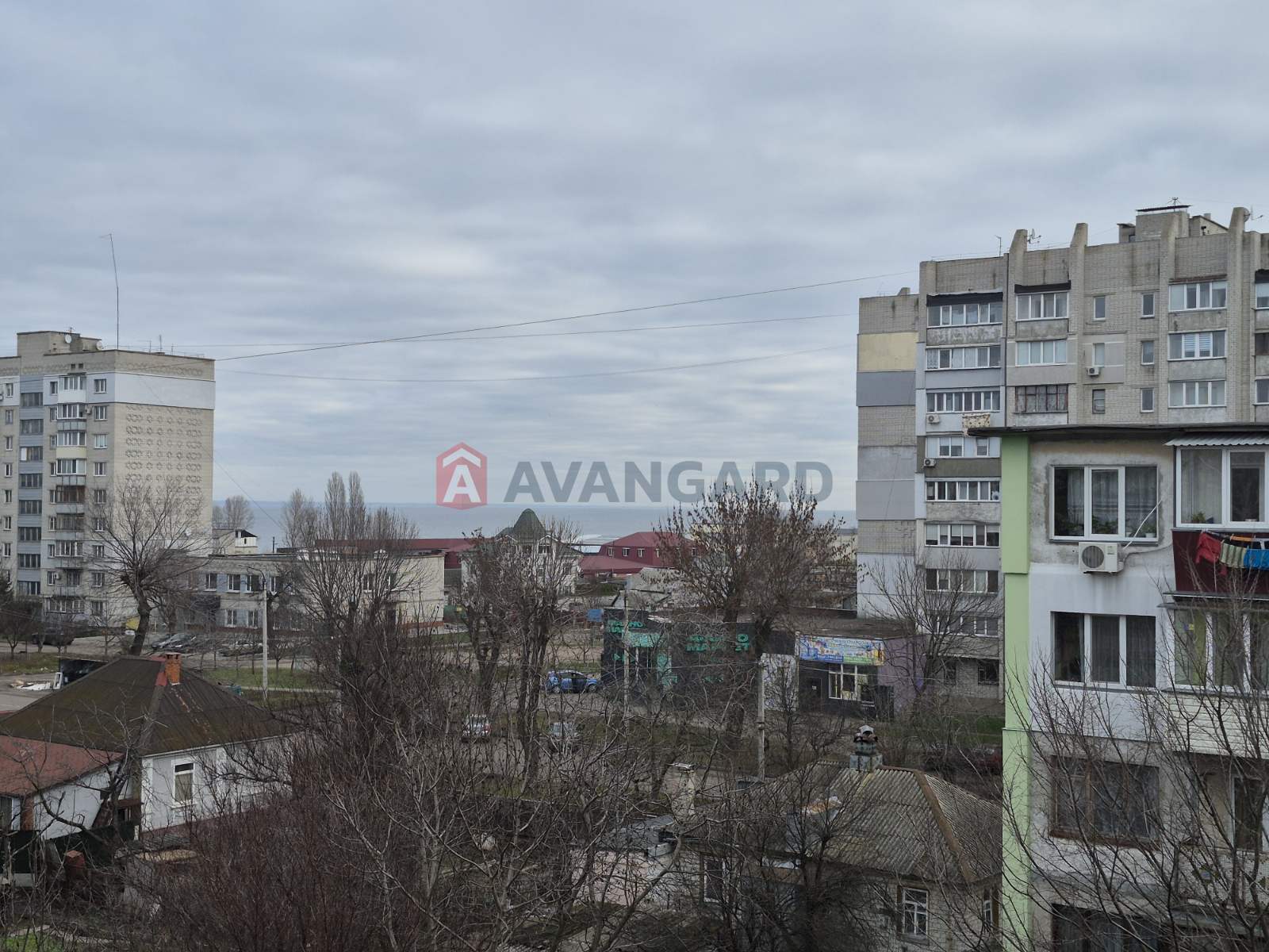 3 ����. ��������, 62/-/44 ��. �., 5/5 ���� ���� 9