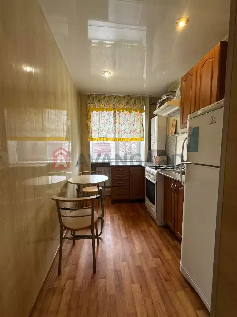 2 ��. ��������, 41/31/5 ��. �., 2/2 ������ ���� 11