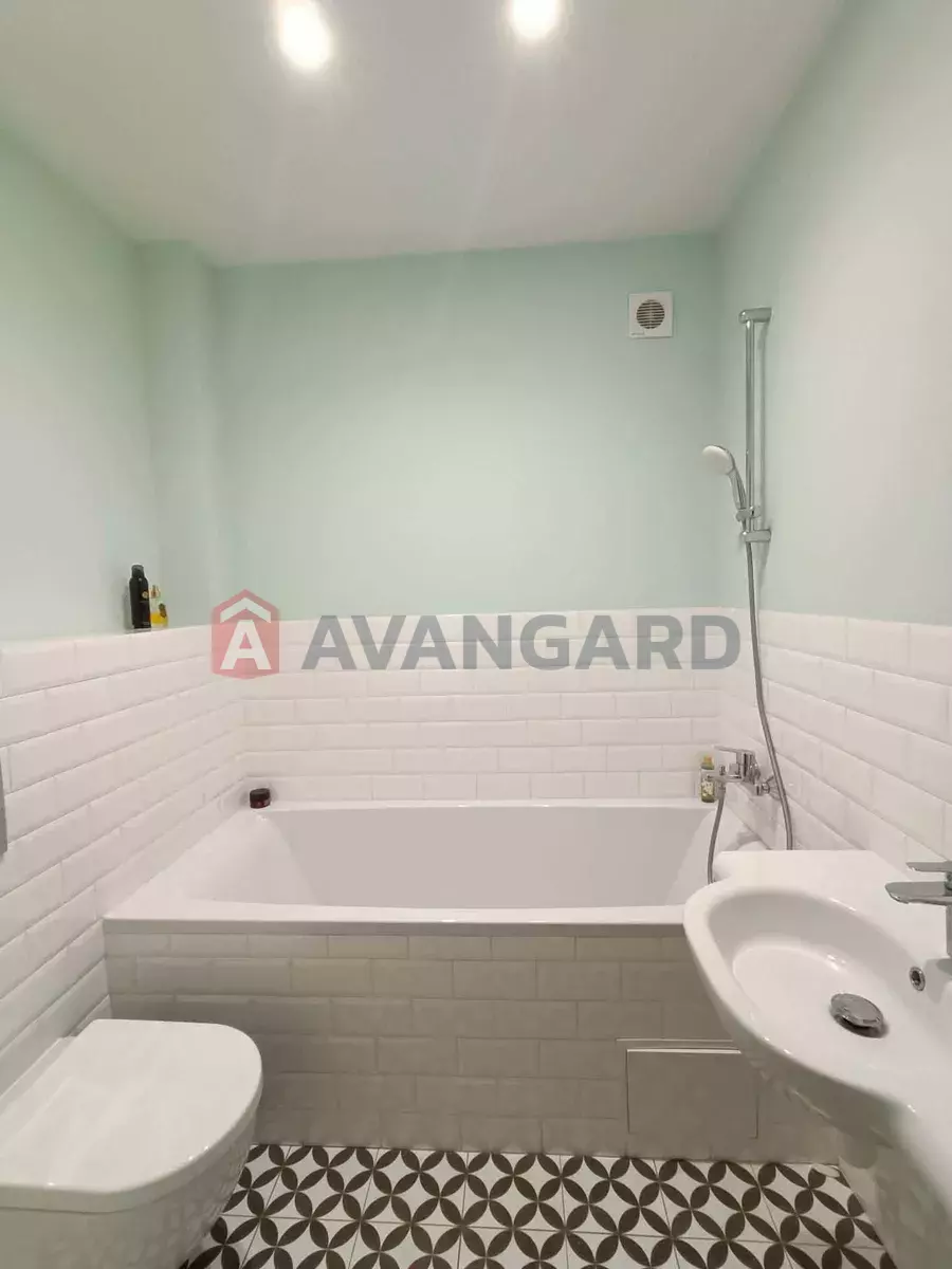 1 ��. ��������, 46/-/14 ��. �., 10/10 ������ ���� 6