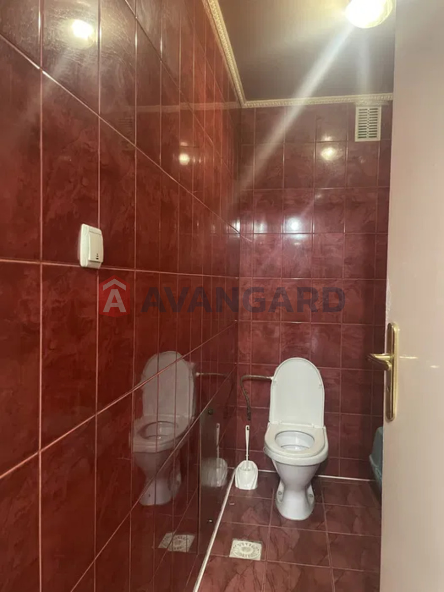 4 . , 81/-/11 . ., 3/3   11