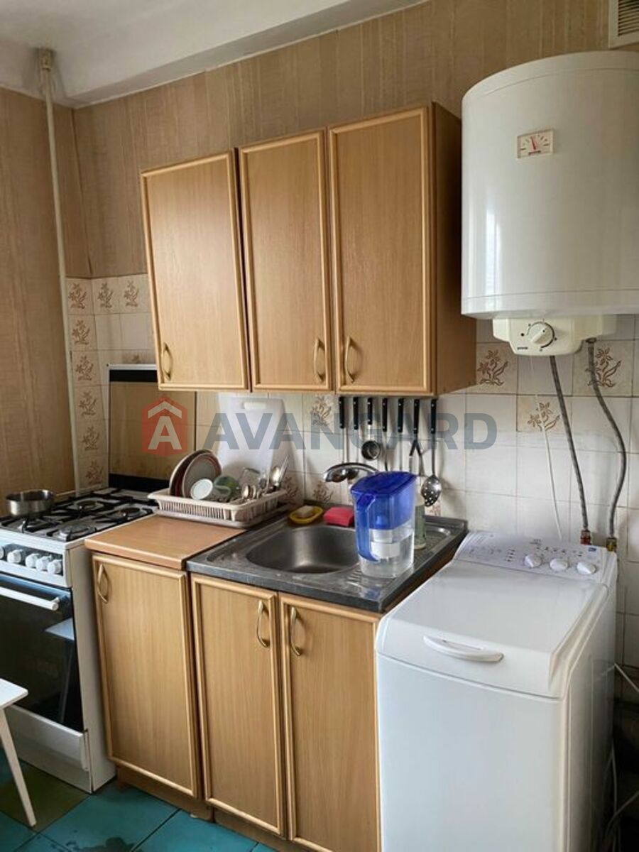 2 ��. ��������, 51/-/7 ��. �., 5/9 ������ ���� 8