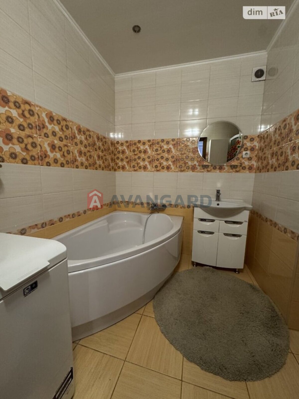 3 ��. ��������, 89/-/13 ��. �., 8/9 ������ ���� 7