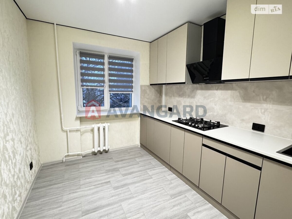 2 ��. ��������, 50/28/8 ��. �., 4/9 ������ ���� 10