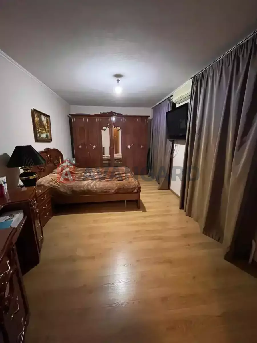 3 ����. ��������, 90/-/13 ��. �., 4/5 ���� ���� 12