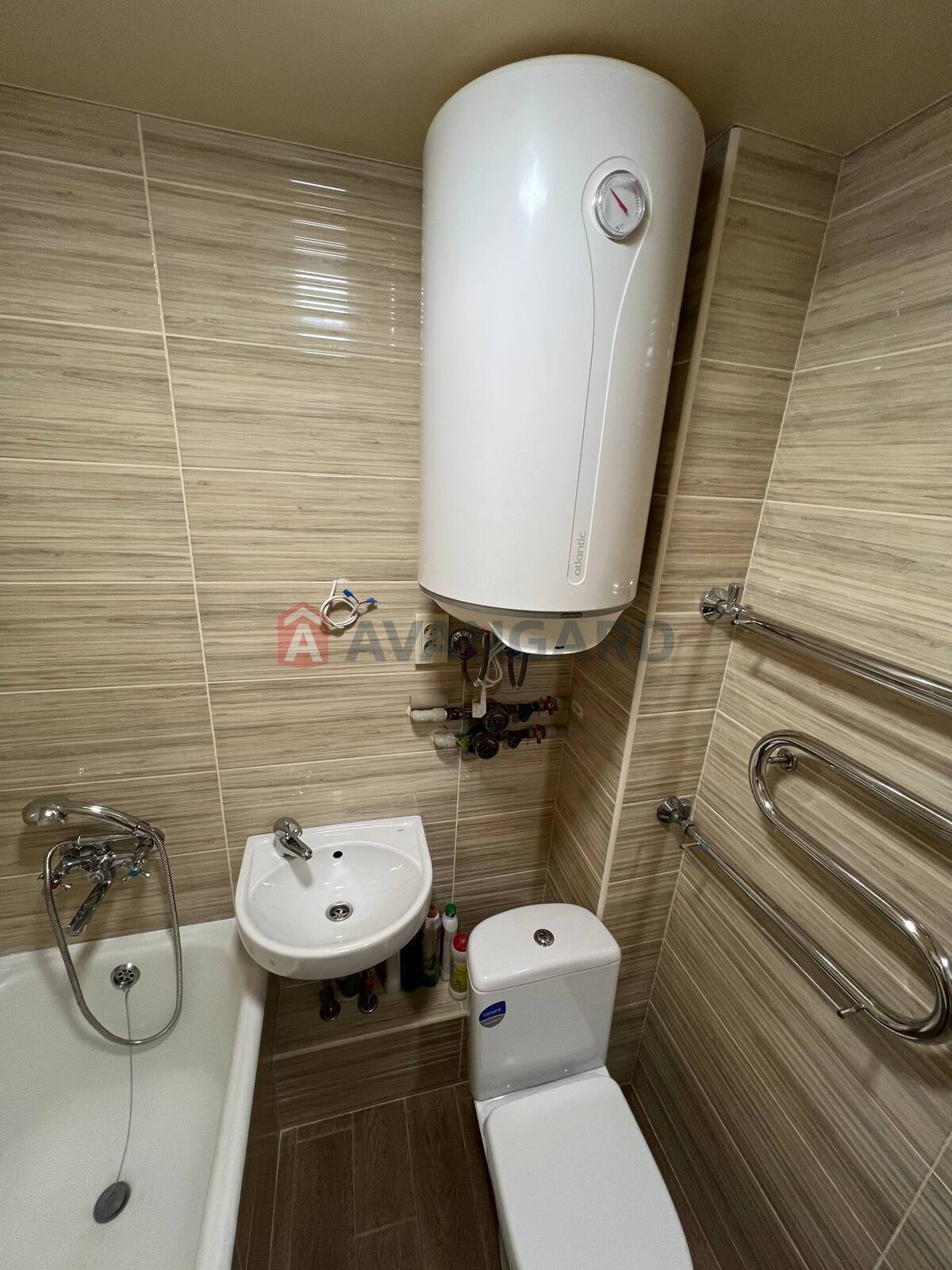 1 ����. ��������, 28,78/15,04/6 ��. �., 4/5 ���� ���� 8