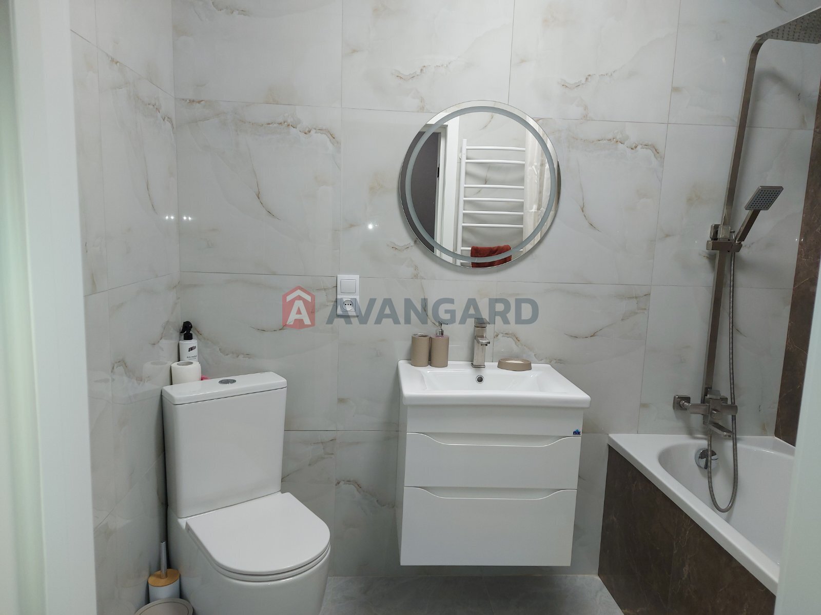 2 ��. ��������, 58/-/15 ��. �., 4/4 ������ ���� 7