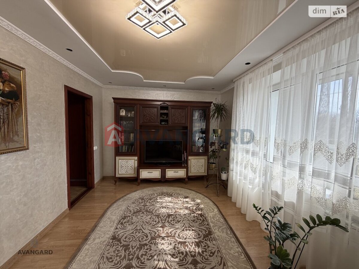 2 ����. ��������, 49,8/27/6 ��. �., 5/5 ���� ���� 2