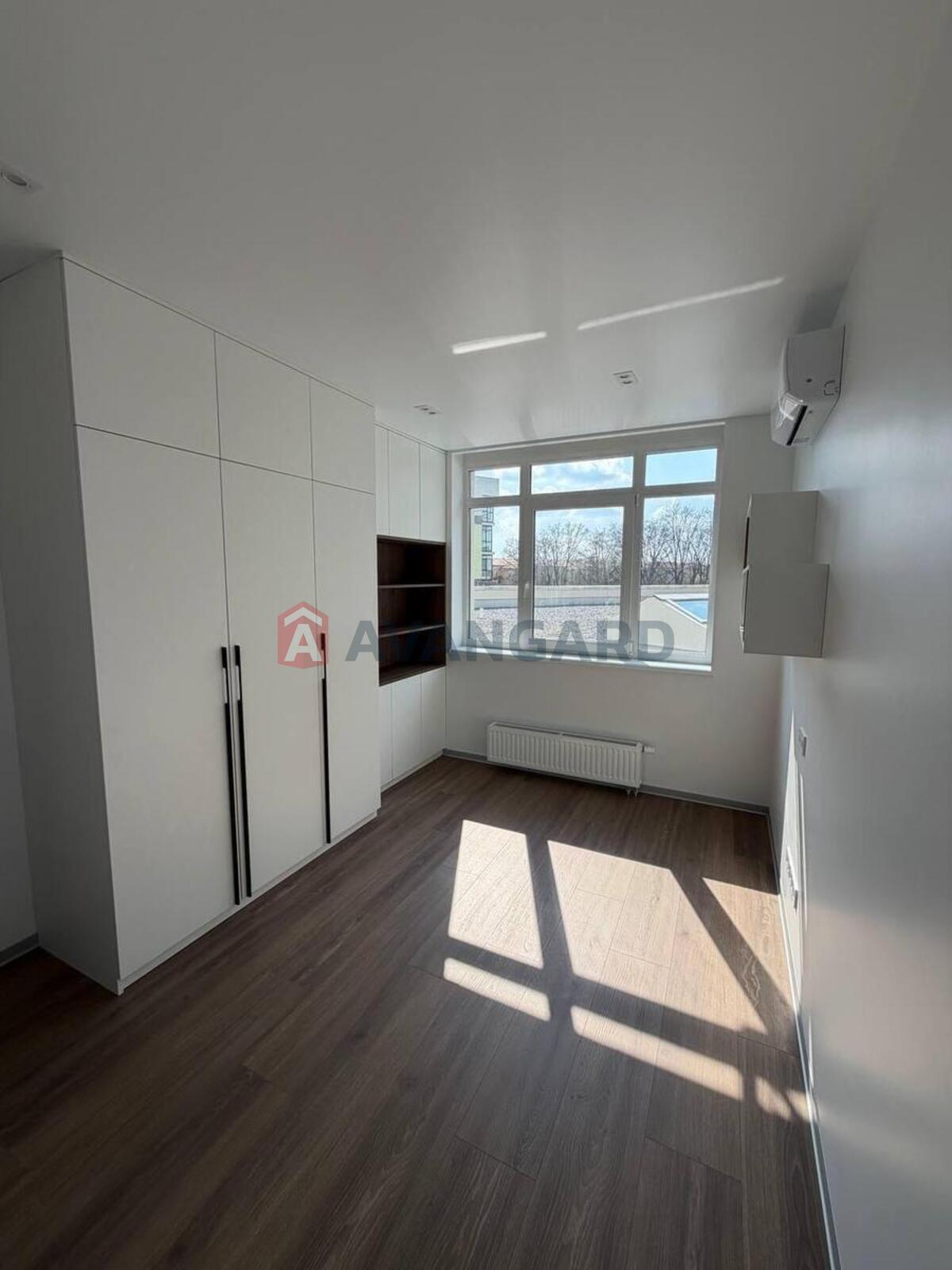 4 ��. ��������, 79/38/21 ��. �., 2/4 ������ ���� 12