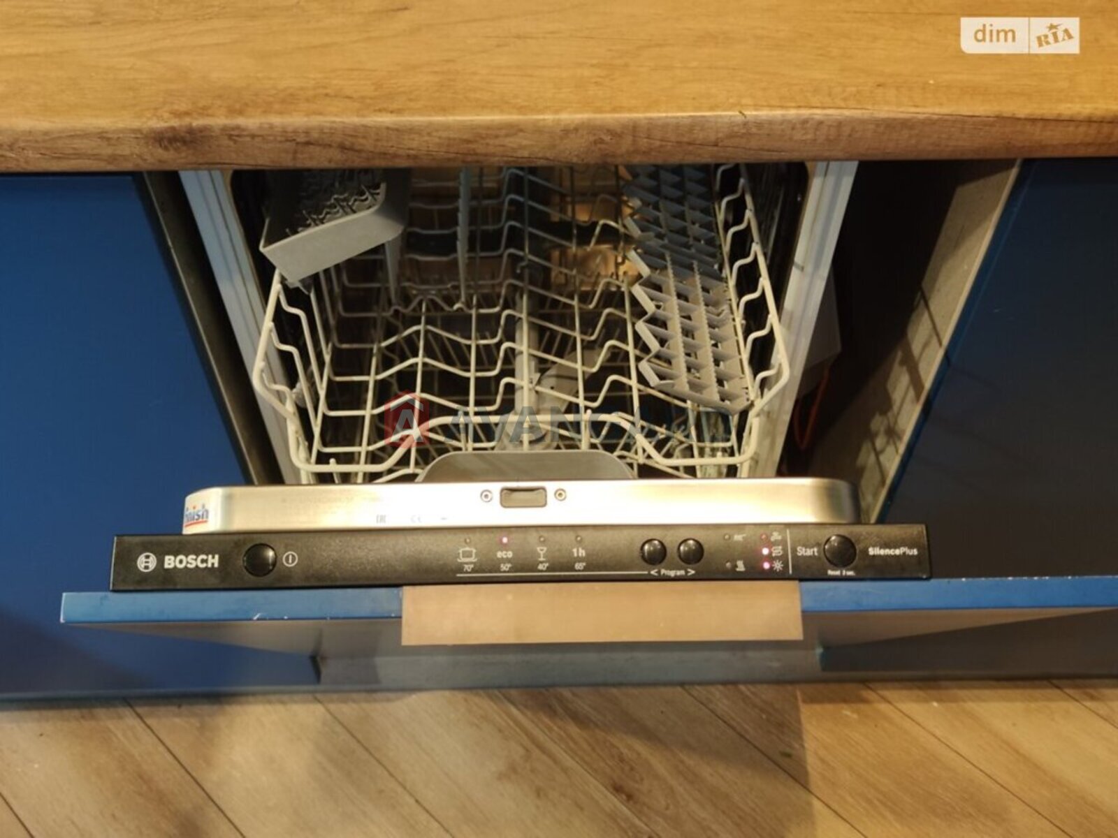 3 ��. ��������, 65/-/8 ��. �., 6/9 ������ ���� 25