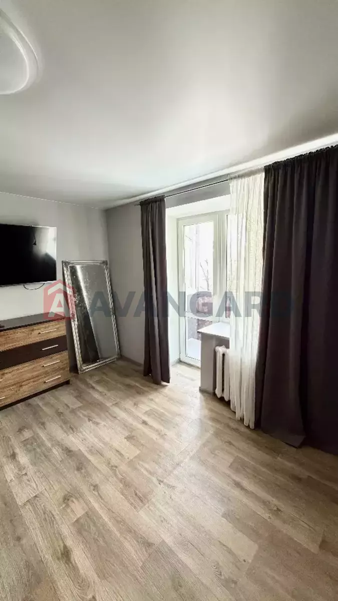 3 ��. ��������, 66/-/- ��. �., 3/9 ������ ���� 9