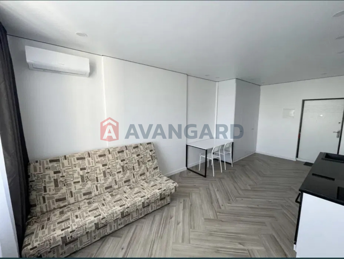 1 ��. ��������, 37/-/20 ��. �., 24/25 ������ ���� 11