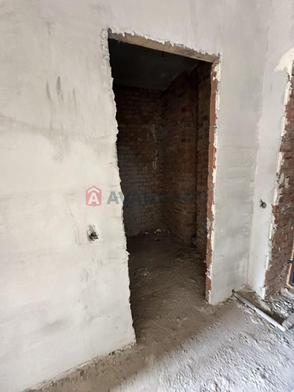 2 ��. ��������, 66/-/11 ��. �., 8/9 ������ ���� 4