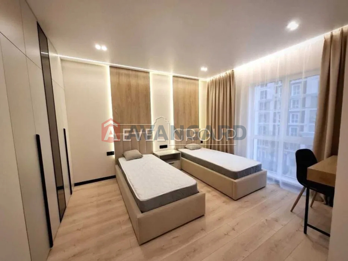 2 ��. ��������, 60/-/15 ��. �., 4/21 ������ ���� 8