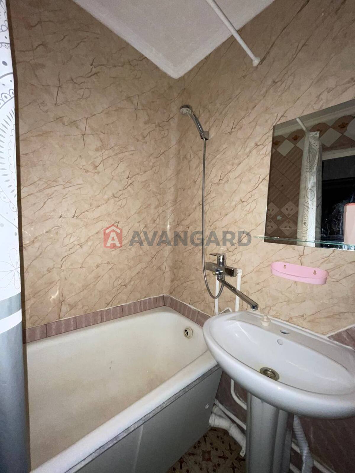 2 ��. ��������, 47/-/8 ��. �., 8/9 ������ ���� 3