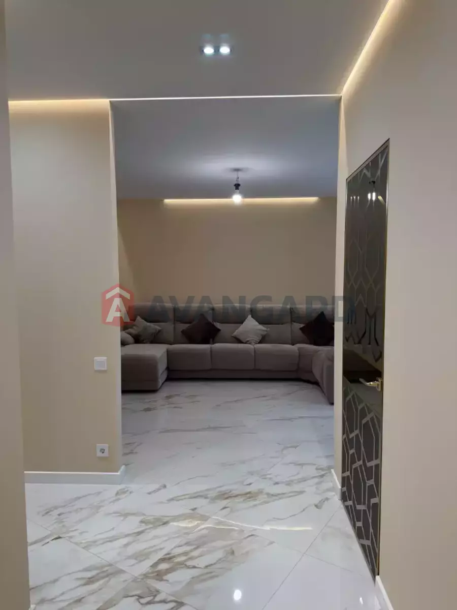 3 ��. ��������, 106/-/- ��. �., 10/18 ������ ���� 25