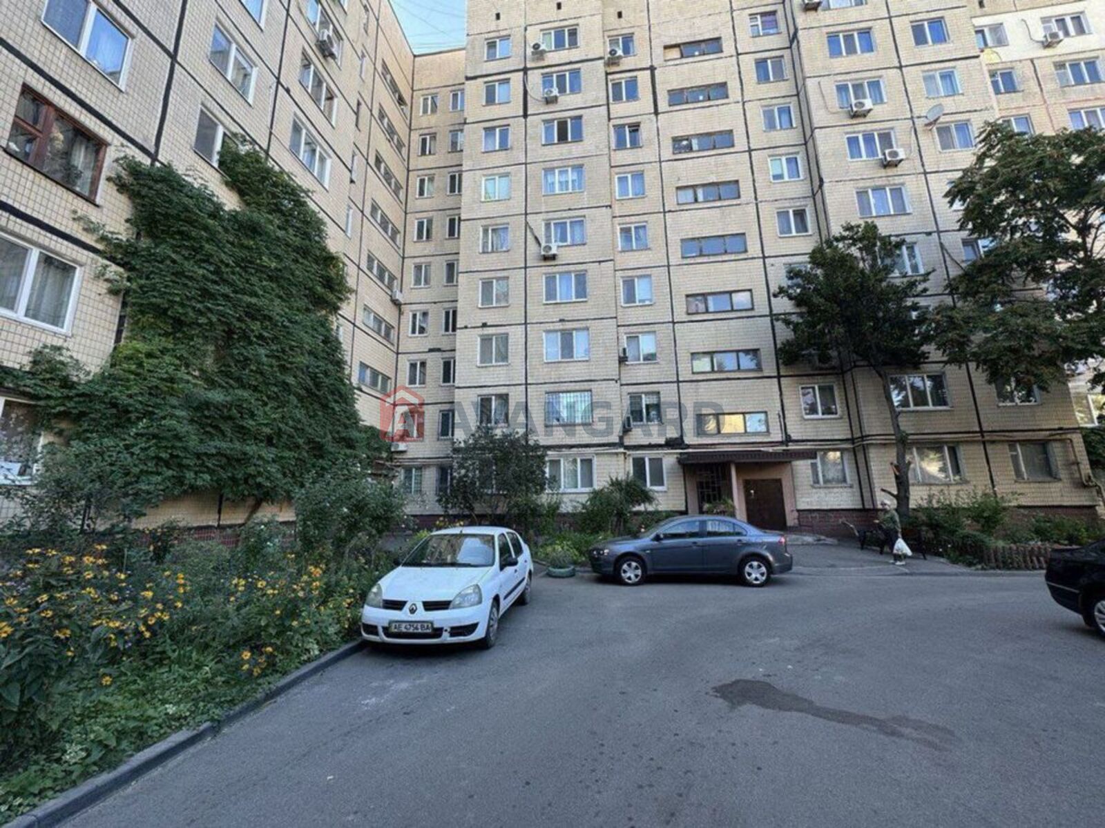 3 . , 67/-/8 . ., 8/9   12