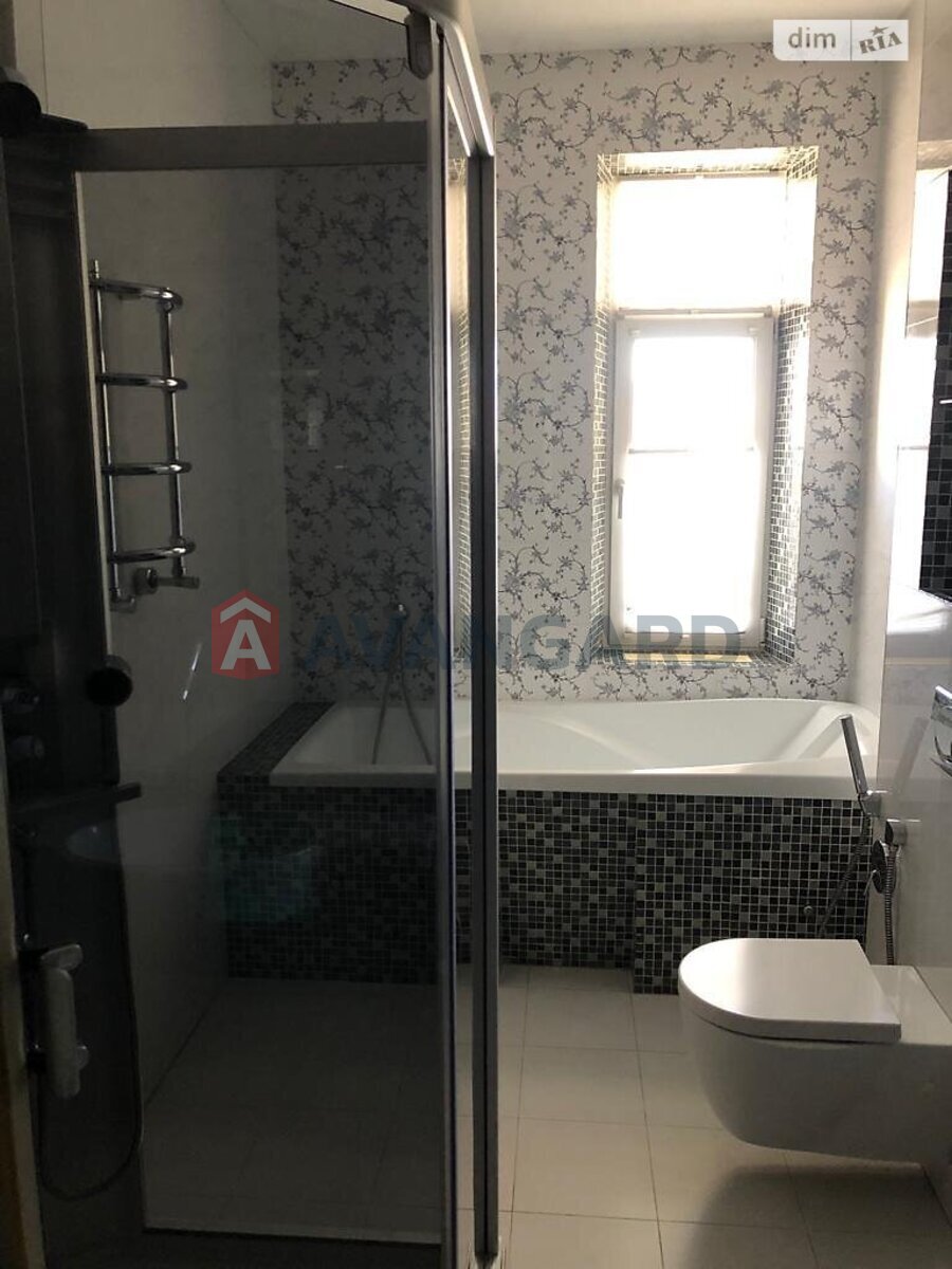 3 ��. ��������, 115/100/12 ��. �., 7/9 ������ ���� 4