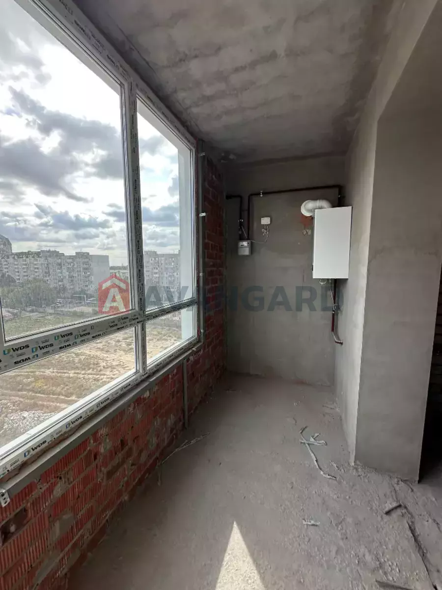 3 ����. ��������, 78/48/20 ��. �., 8/10 ���� ���� 3