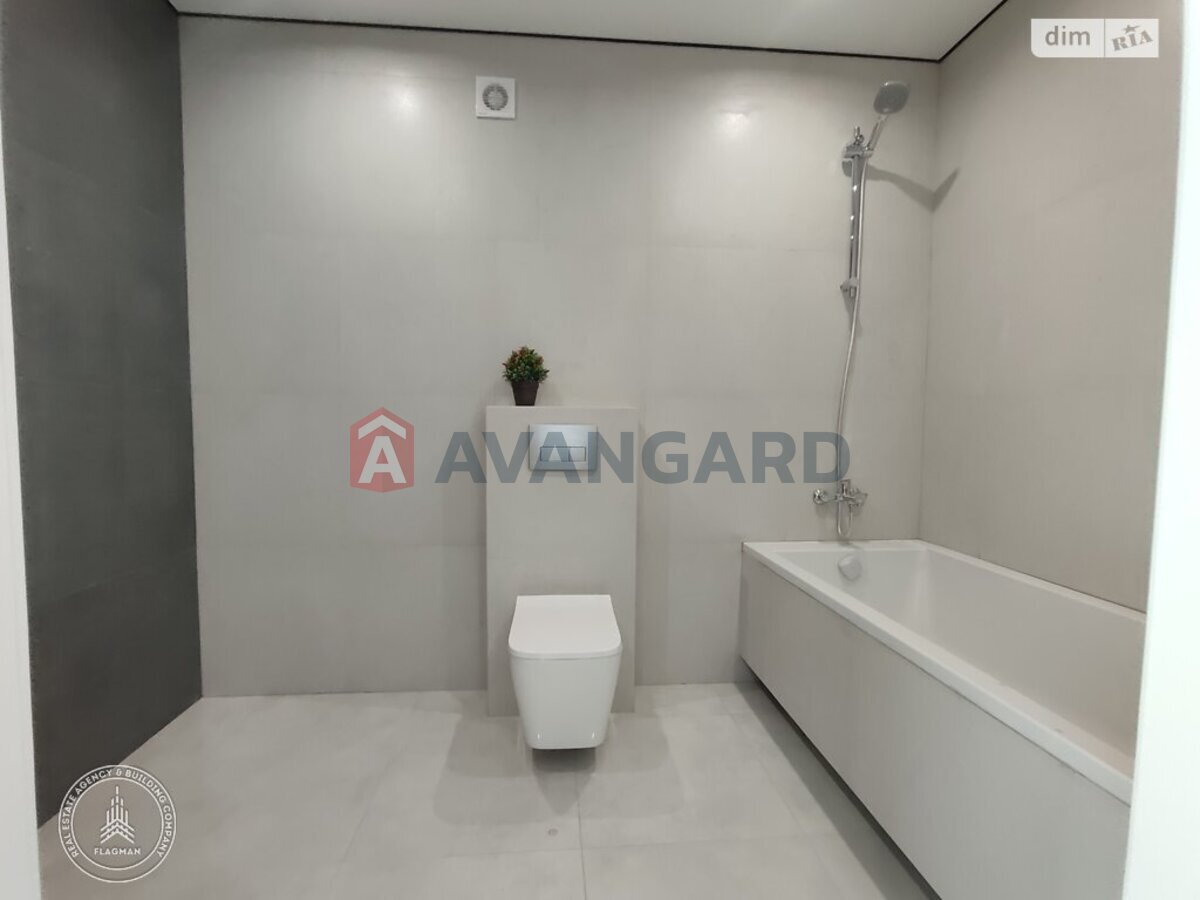 1 ��. ��������, 50/-/14 ��. �., 2/3 ������ ���� 18