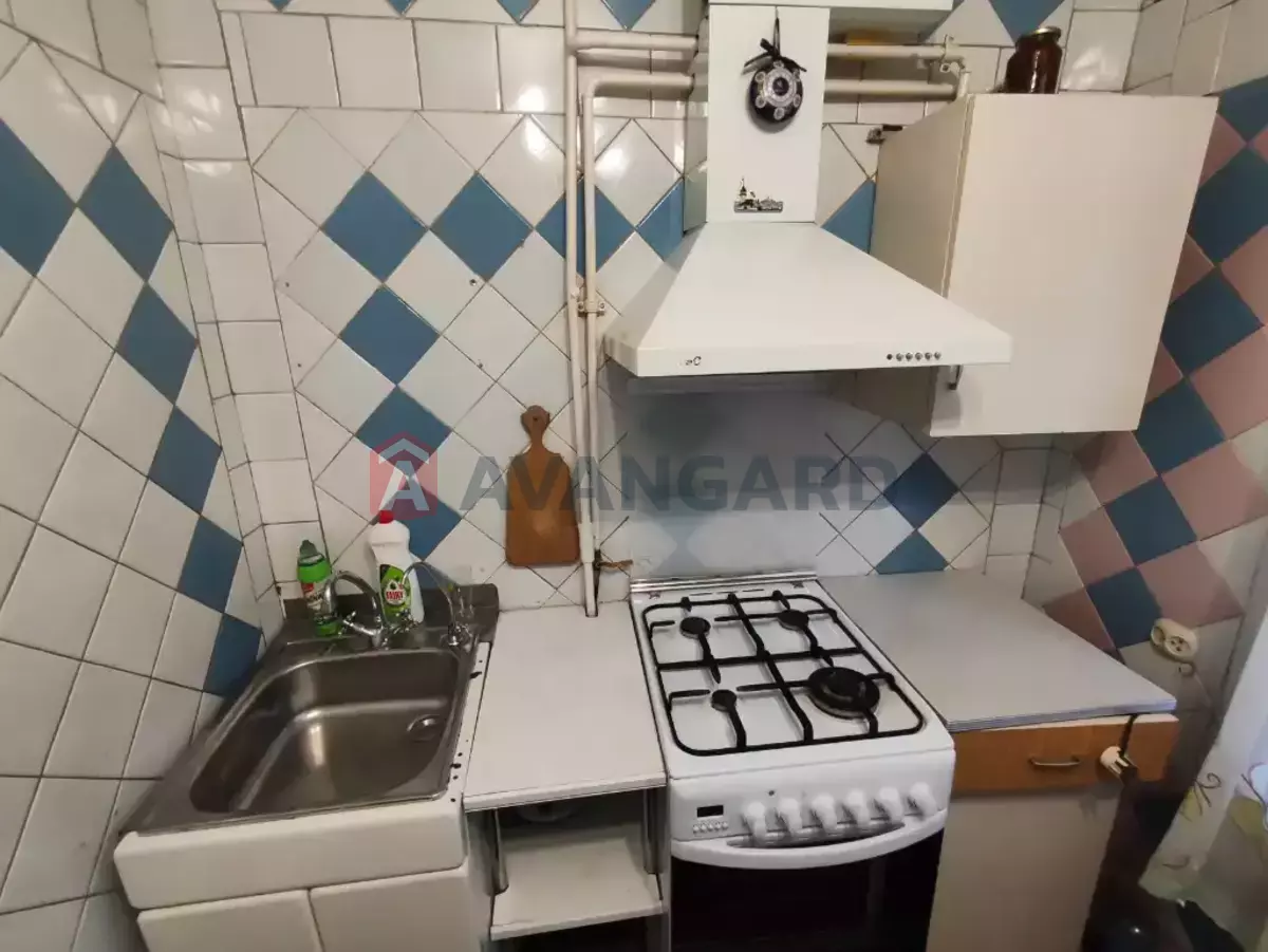 1 . , 40/20/8 . ., 4/9   9