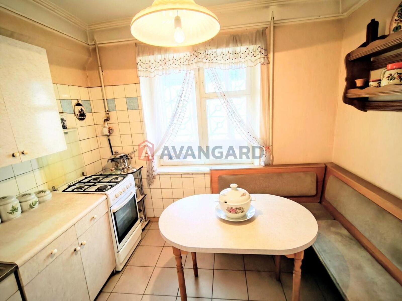 3 ����. ��������, 73/48/7 ��. �., 1/3 ���� ���� 11