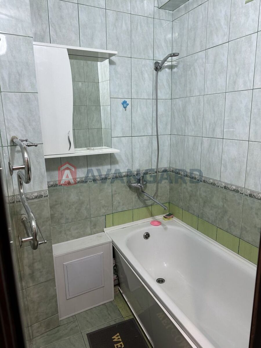 3 ��. ��������, 54/-/7 ��. �., 3/5 ������ ���� 13