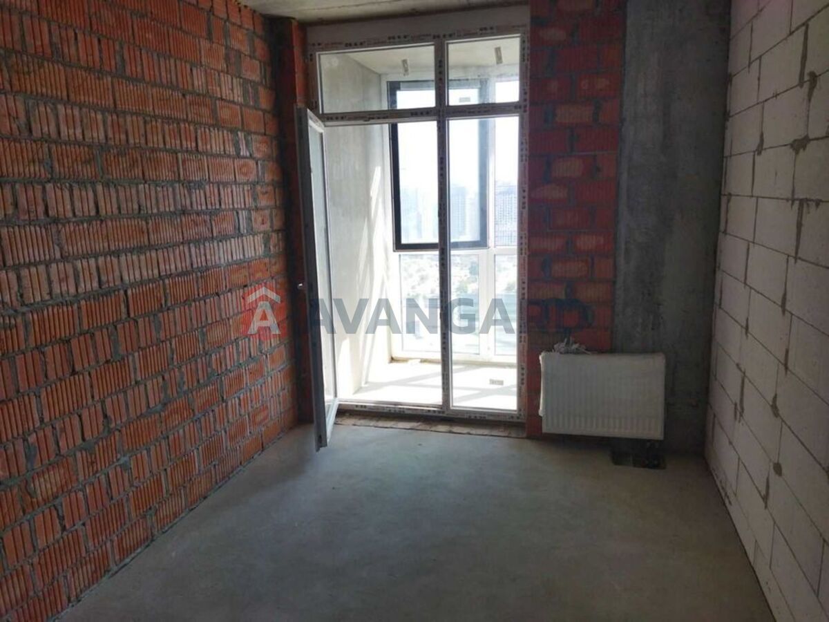 1 ��. ��������, 37/-/11 ��. �., 26/28 ������ ���� 7