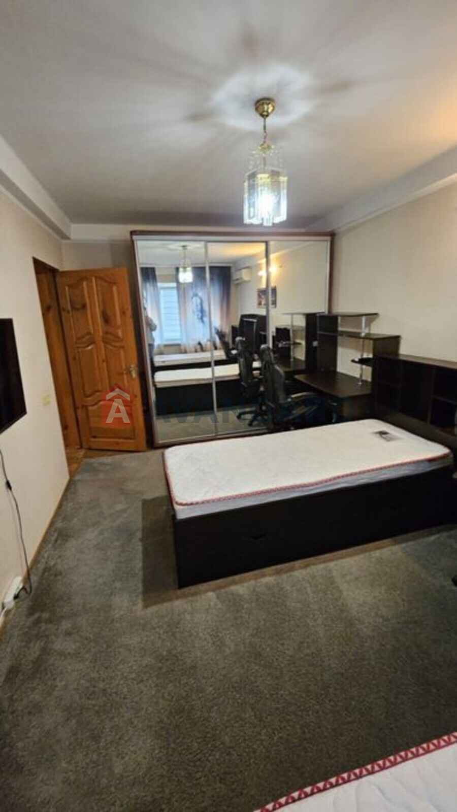 2 ��. ��������, 44/-/6 ��. �., 4/5 ������ ���� 18