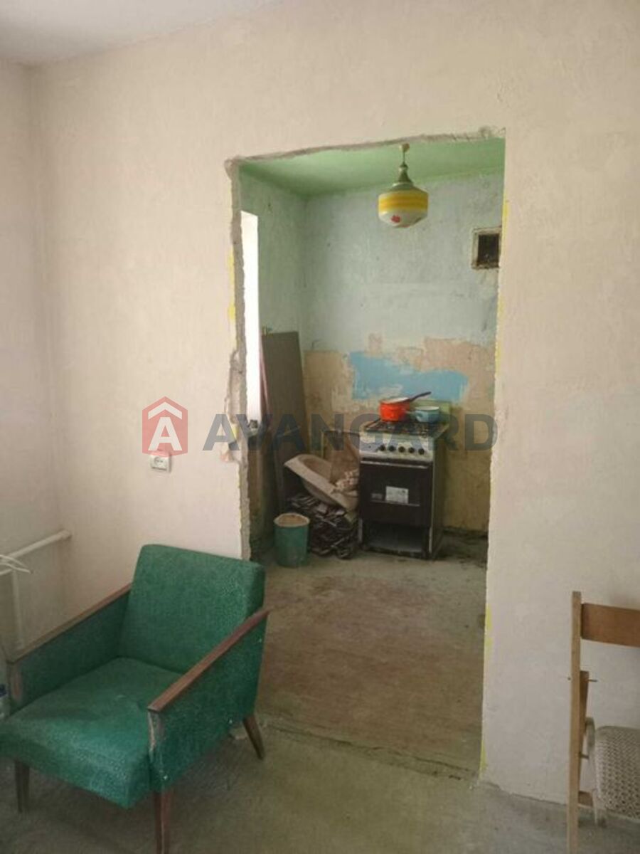 2 ����. ��������, 44/-/8 ��. �., 5/5 ���� ���� 1