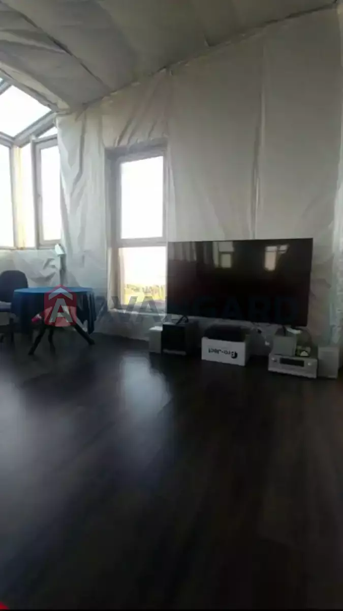 4 ��. ��������, 155/-/20 ��. �., 19/19 ������ ���� 7