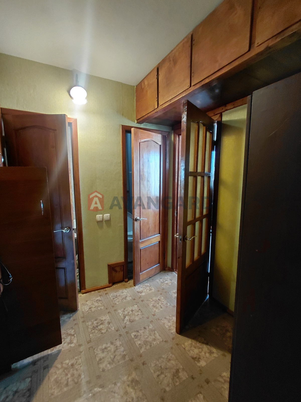 2 ��. ��������, 50/-/8 ��. �., 8/9 ������ ���� 13