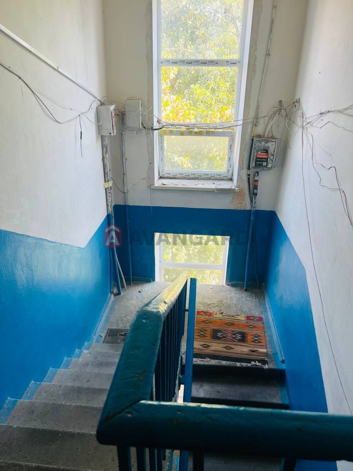 2 ����. ��������, 46/30/6 ��. �., 5/5 ���� ���� 6