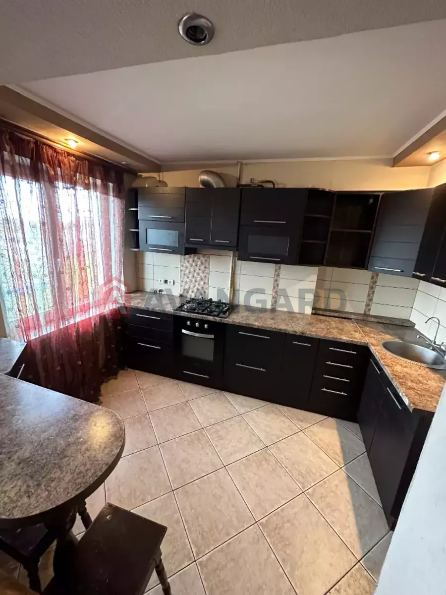 3 комн. квартира, 63/-/8 кв. м., 6/9 этаж фото 1 3 комн. квартира, 63/-/8 кв. м., 6/9 этаж фото 1