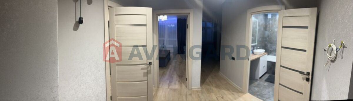 1 ��. ��������, 41/-/15 ��. �., 10/10 ������ ���� 8