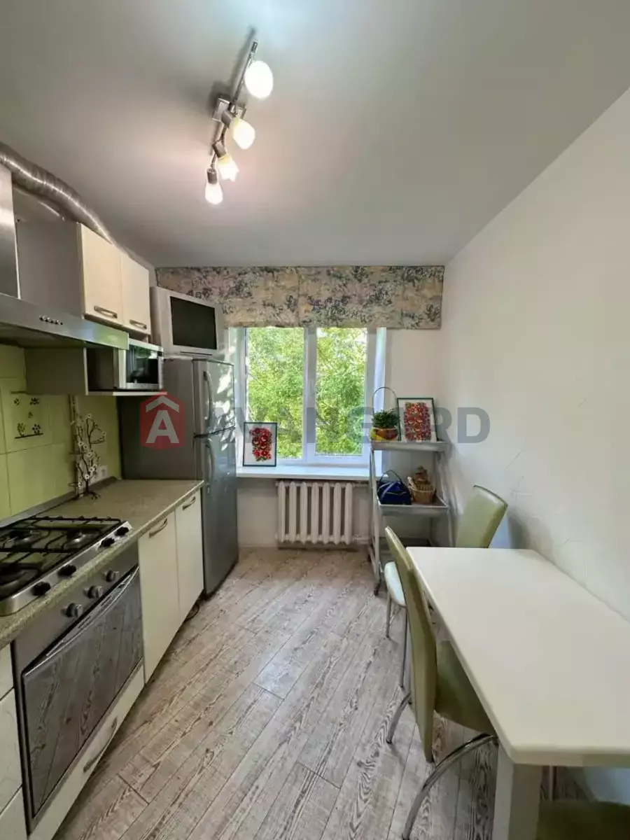 3 ����. ��������, 65/-/9 ��. �., 3/9 ���� ���� 7