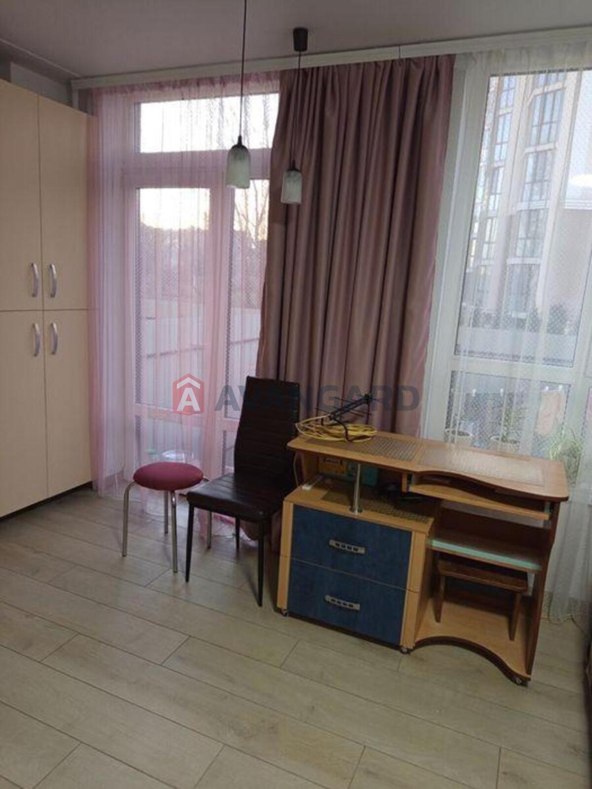 1 ��. ��������, 20/-/10 ��. �., 1/6 ������ ���� 3