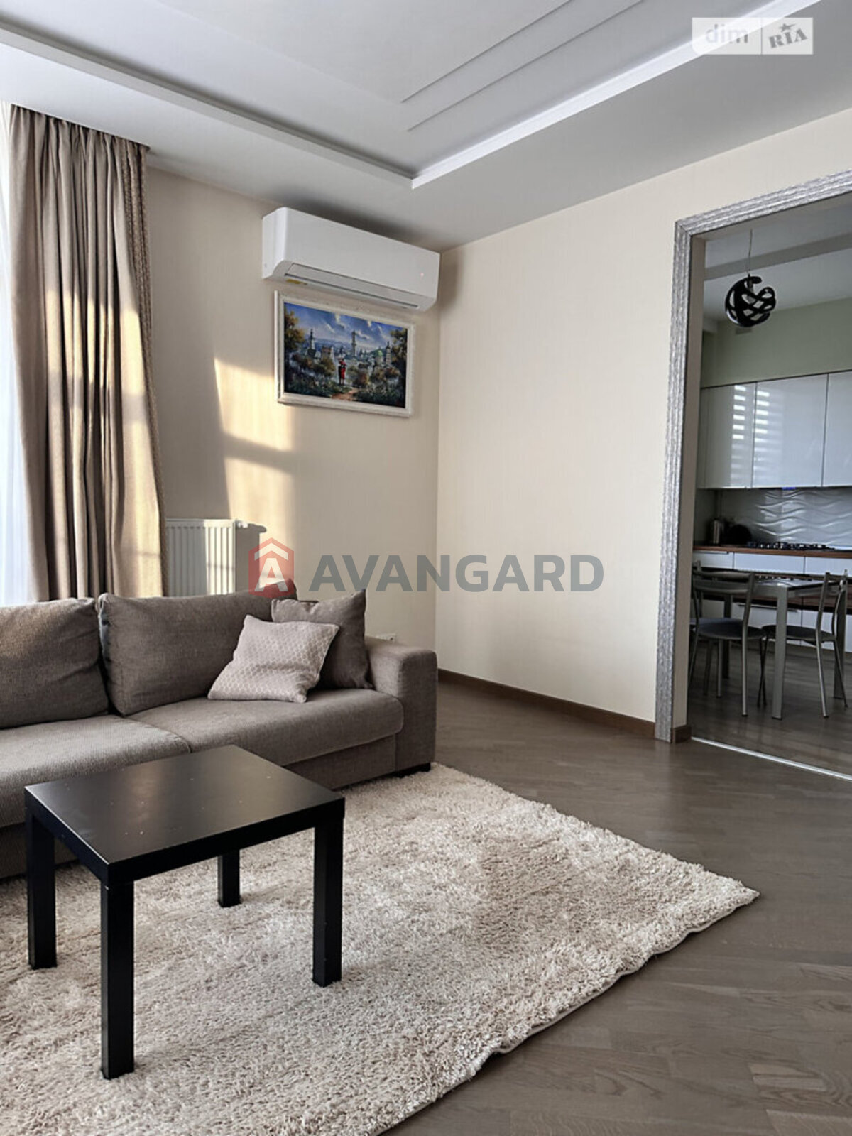 2 ��. ��������, 82/60/15 ��. �., 2/7 ������ ���� 16