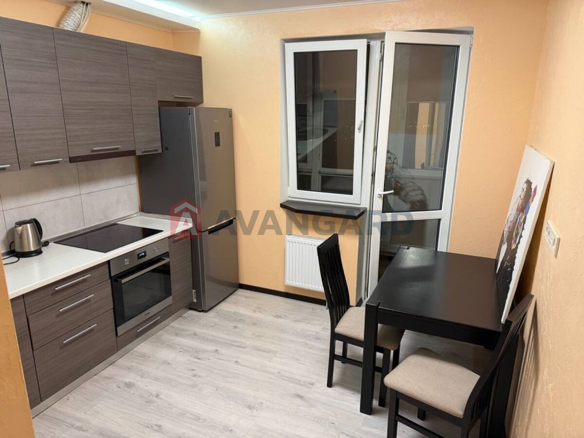 1 ����. ��������, 45/-/15 ��. �., 14/24 ���� ���� 1