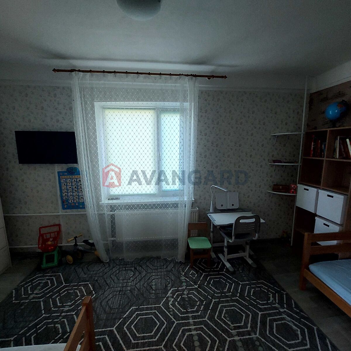 2 ��. ��������, 44/-/7 ��. �., 4/5 ������ ���� 2