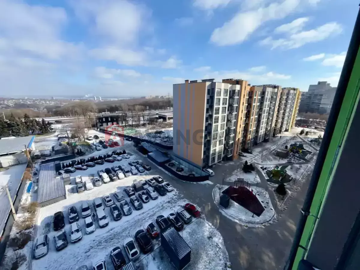 2 ��. ��������, 71/-/- ��. �., 10/10 ������ ���� 15