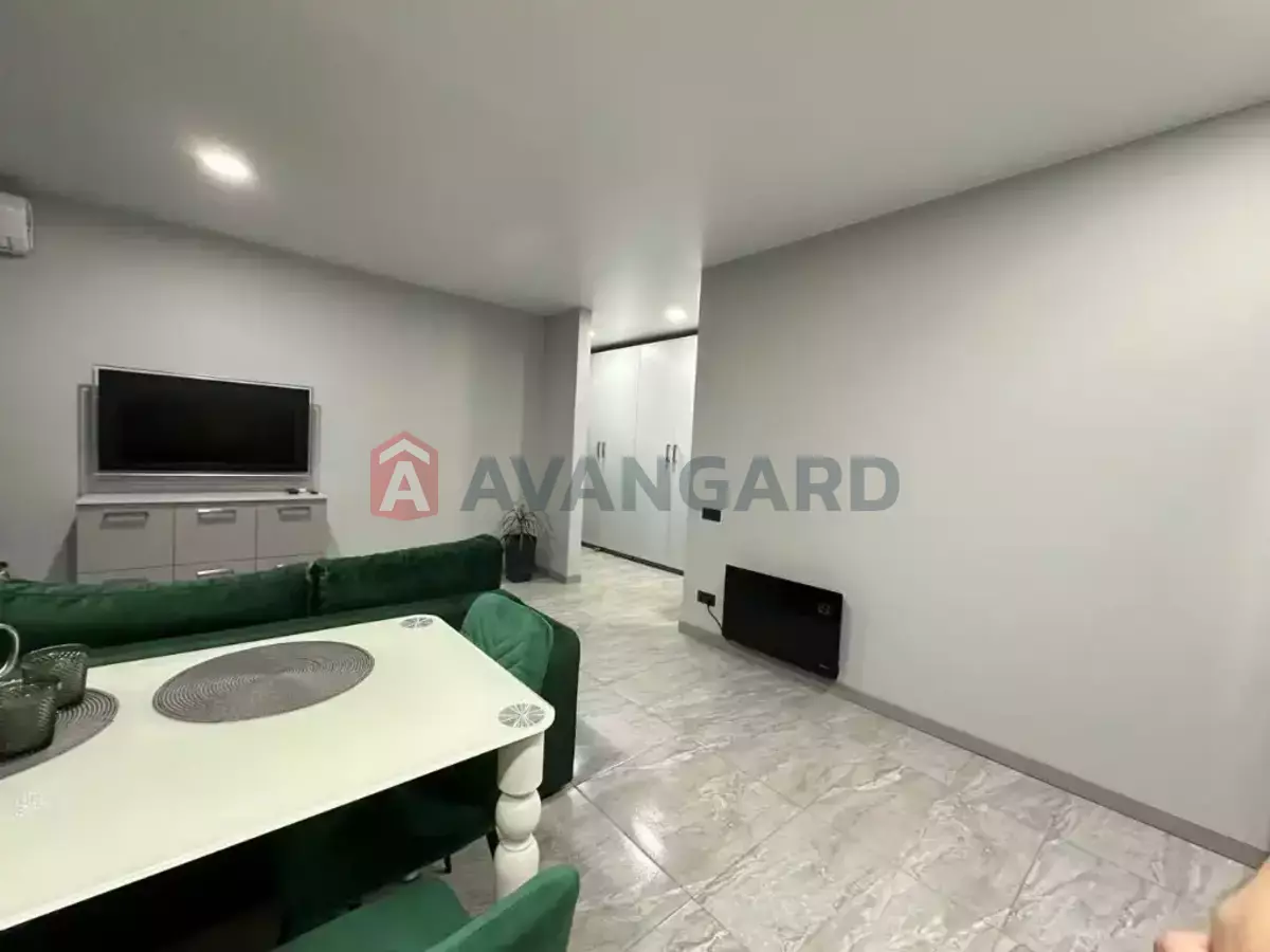 2 ��. ��������, 60/40/20 ��. �., 9/12 ������ ���� 2