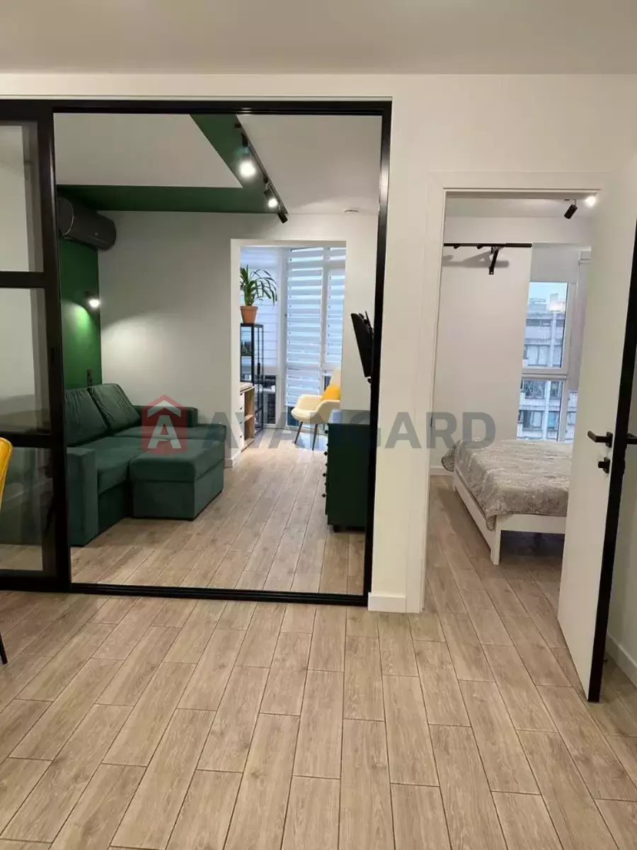 2 ��. ��������, 44/25/11 ��. �., 12/12 ������ ���� 12