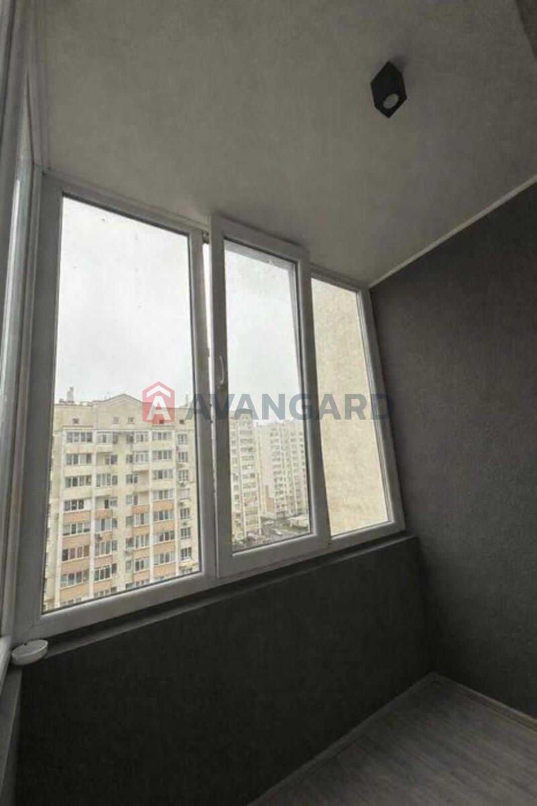 1 ����. ��������, 38/-/10 ��. �., 7/9 ���� ���� 12