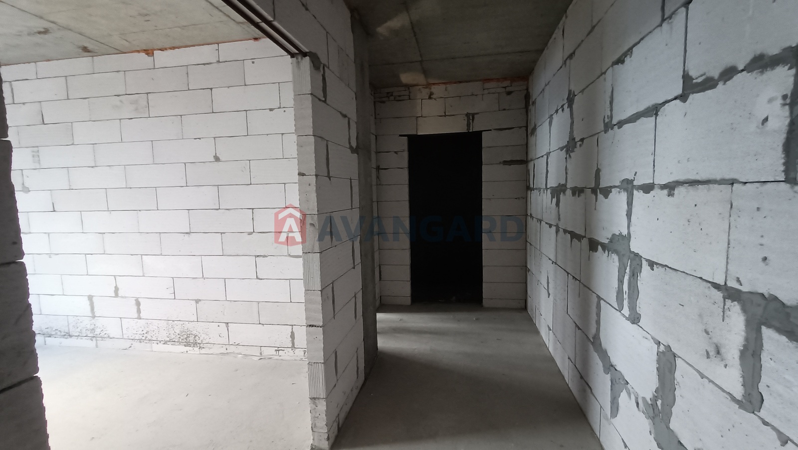 3 ����. ��������, 109,68/50,68/18,65 ��. �., 5/17 ���� ���� 5