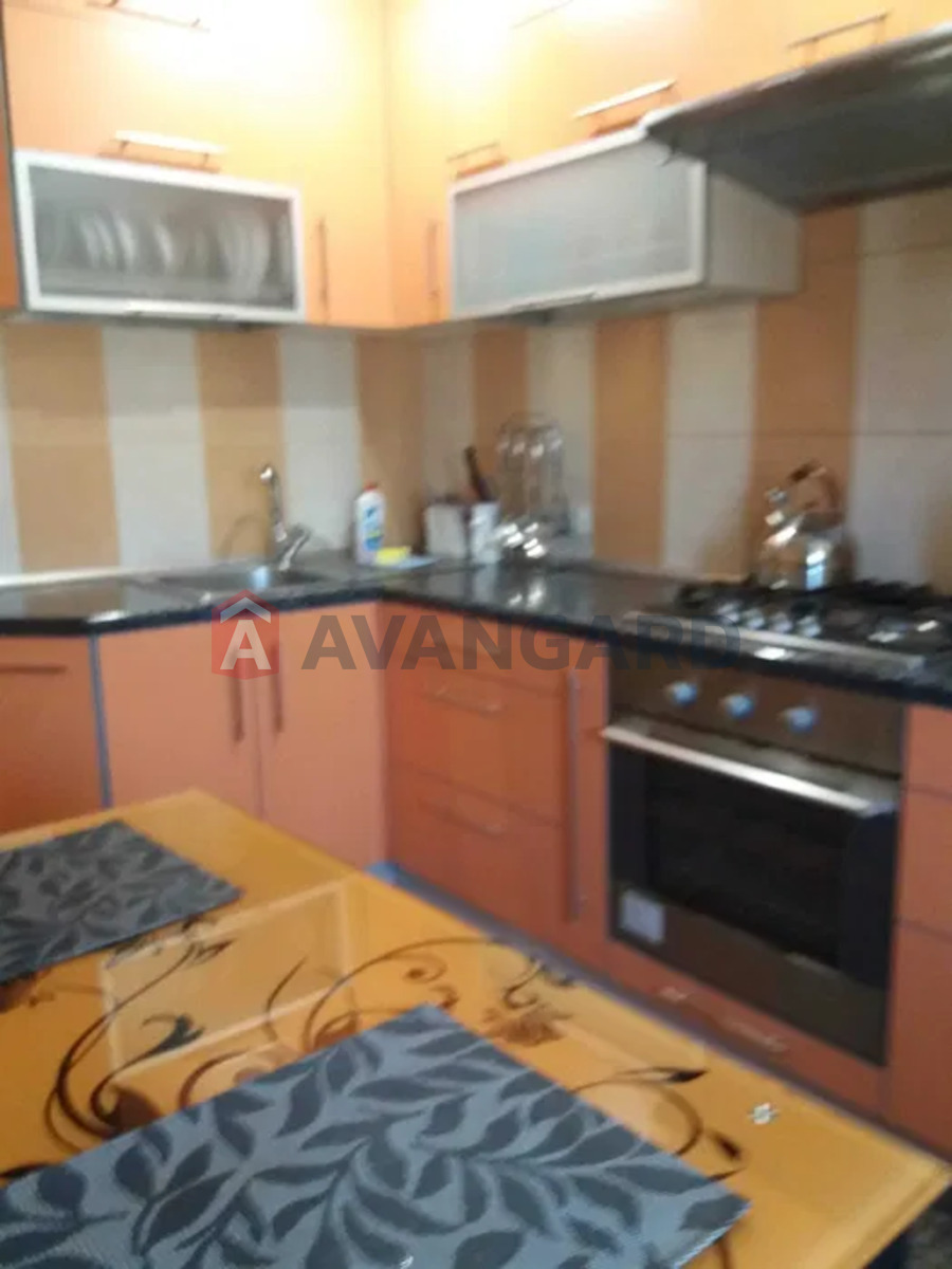 2 ����. ��������, 52/-/9 ��. �., 10/10 ���� ���� 8