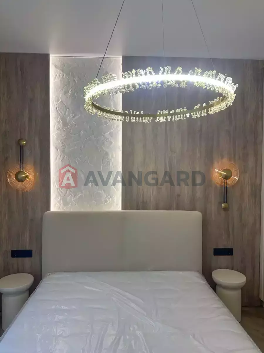 2 ����. ��������, 43/-/- ��. �., 8/10 ���� ���� 11