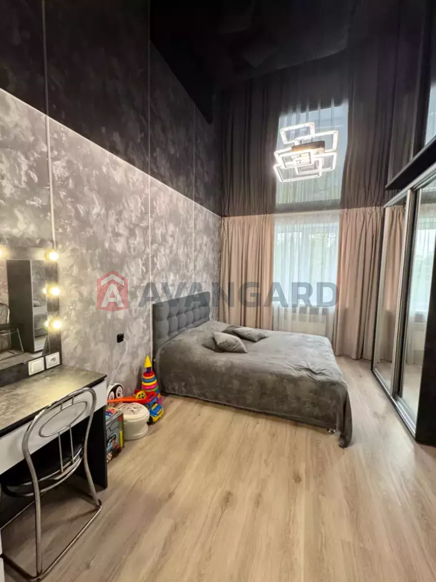 2 ��. ��������, 50/15/29 ��. �., 4/10 ������ ���� 1