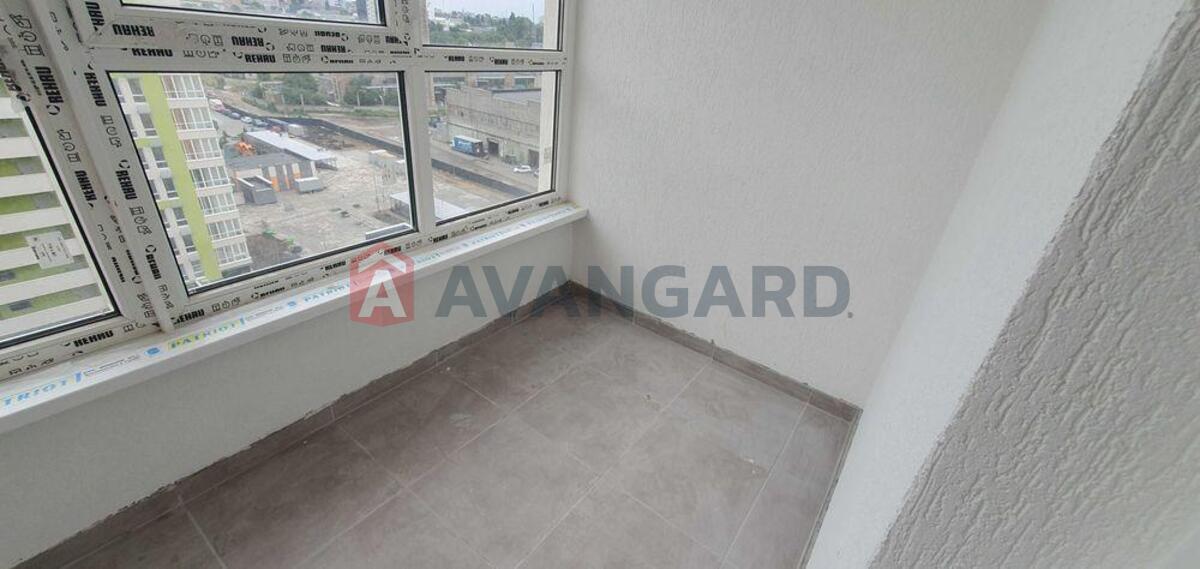 1 ��. ��������, 33,5/-/12 ��. �., 11/17 ������ ���� 12